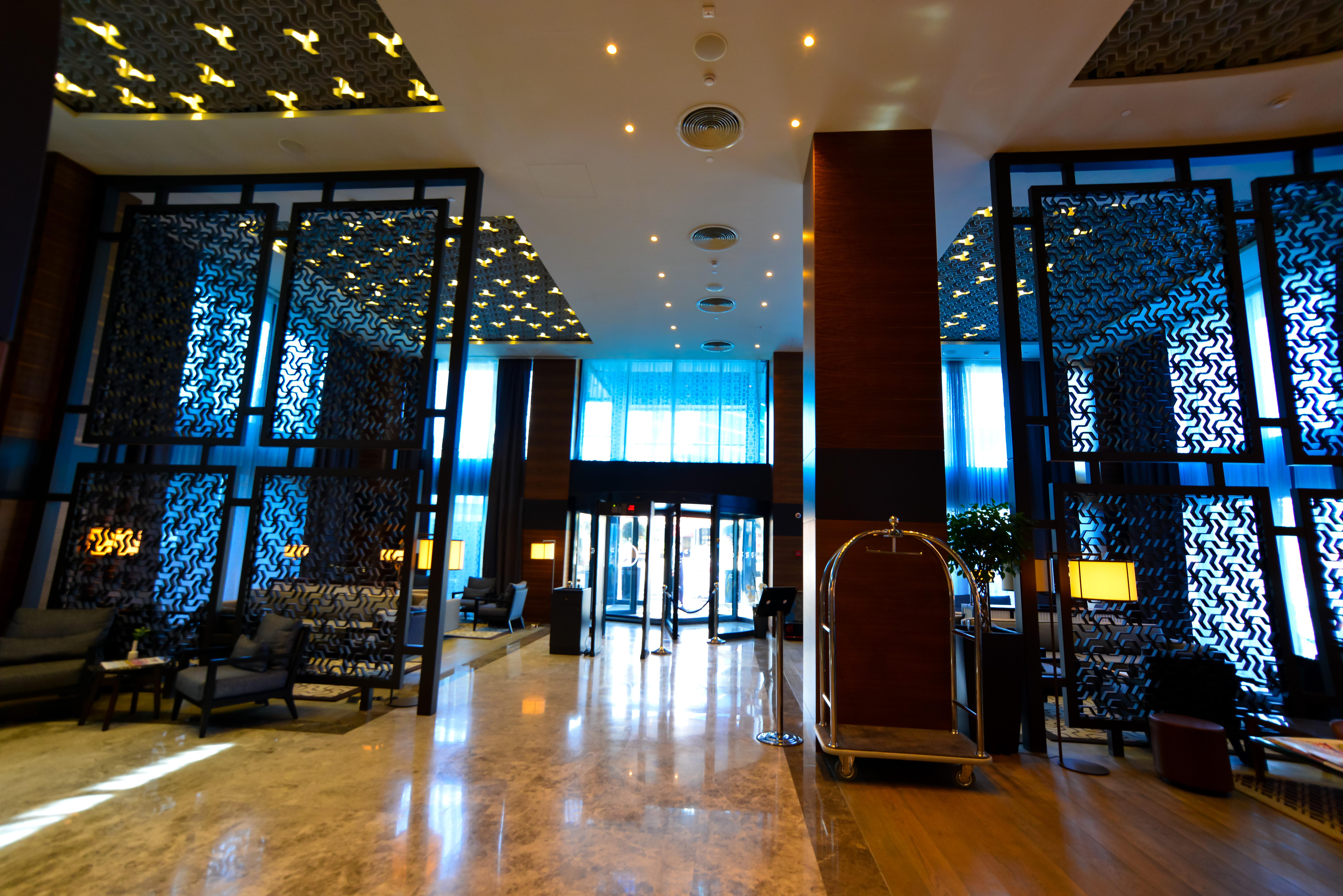 Golden Tulip Istanbul Bayrampasa Hotel Exterior photo Lobby