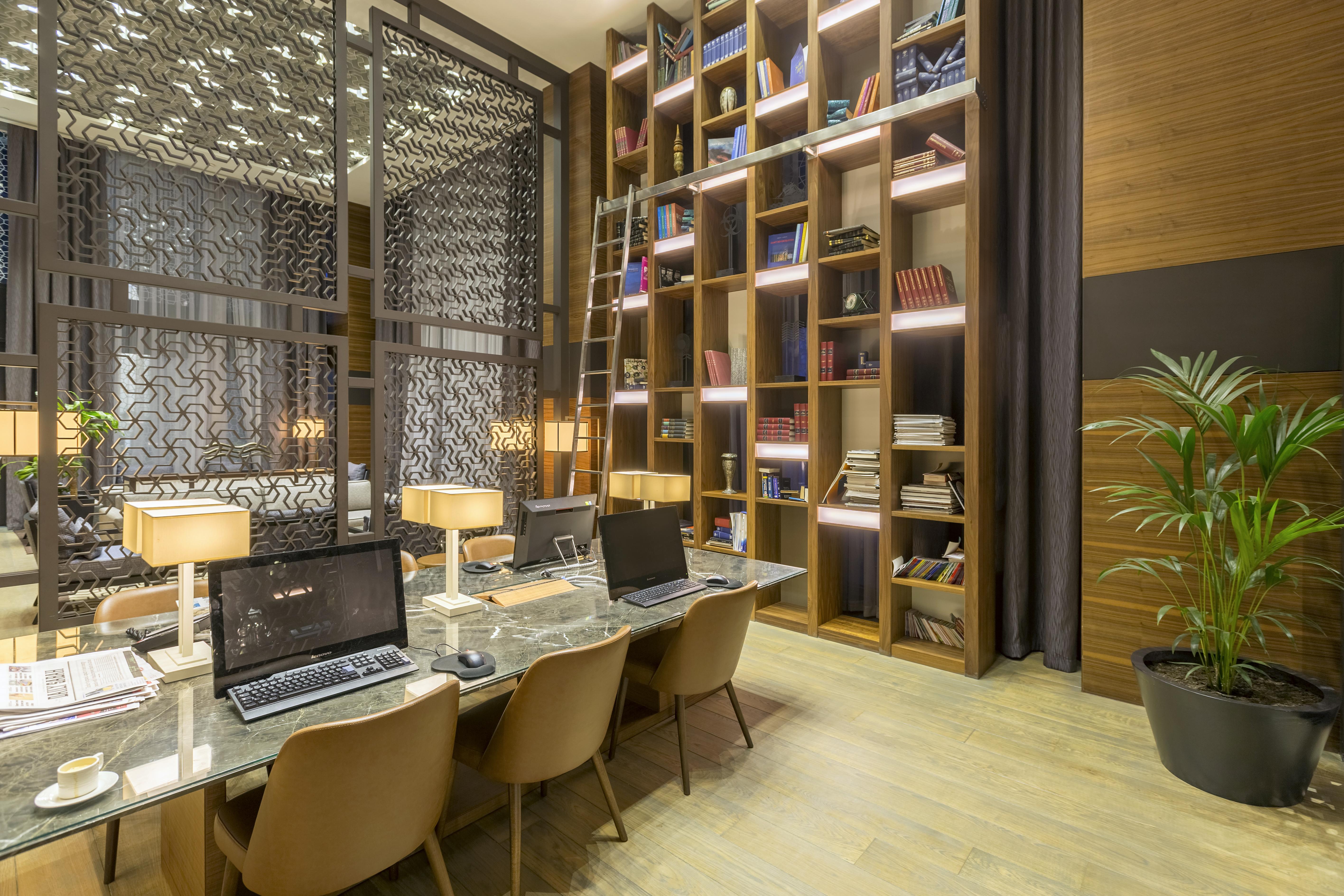 Golden Tulip Istanbul Bayrampasa Hotel Exterior photo Library